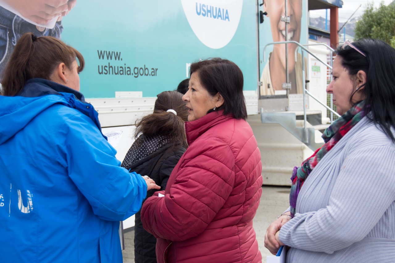 Más de cien personas se atendieron en el camión sanitario en los dos primeros días