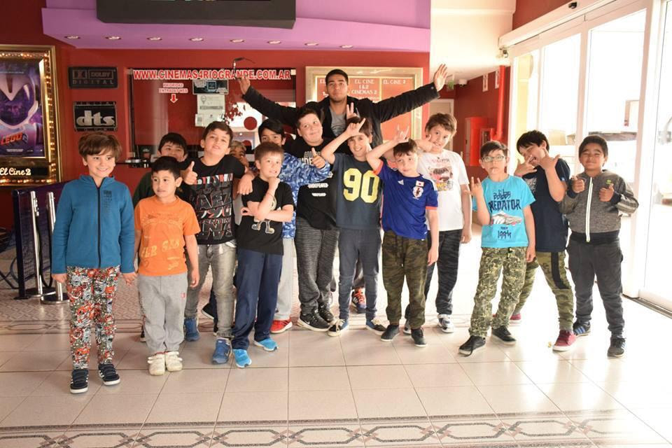 Las colonias de Río Grande tuvieron su cierre con una salida al cine