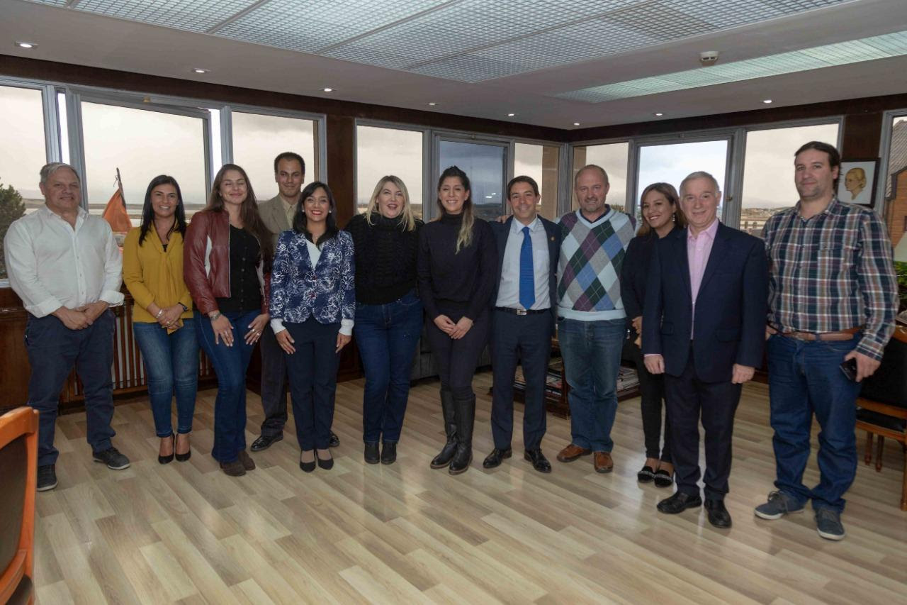 La comunidad Soka Gakkai propuso un monumento a la paz en Ushuaia