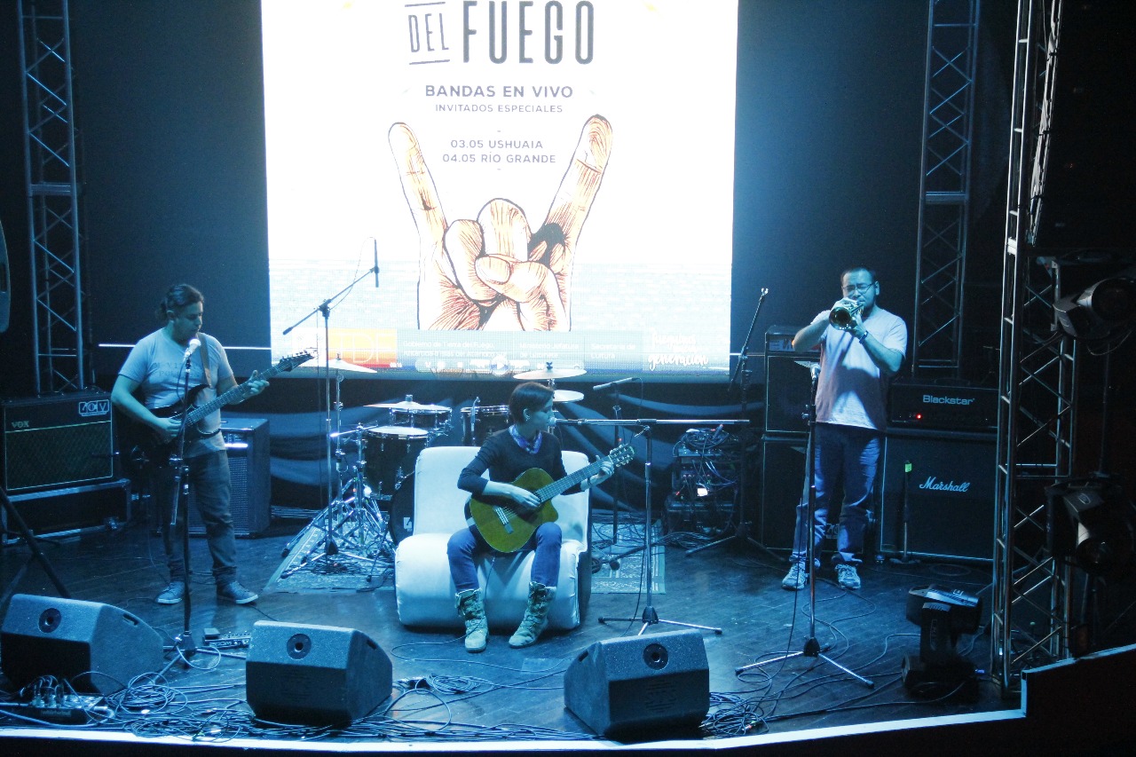 Se realizó el show de presentación del CD Bandas del Fuego VOL.2