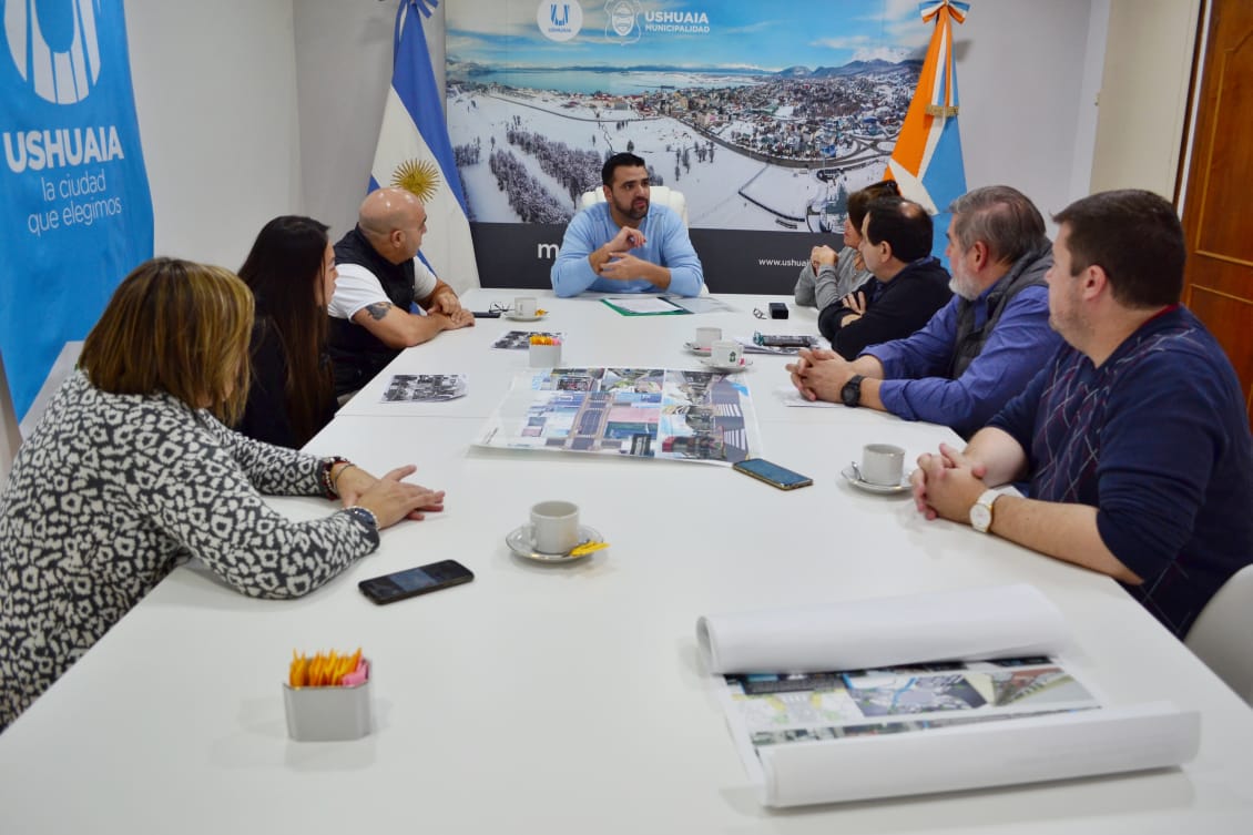 Vuoto recibió a comerciantes de Kuanip para analizar el proyecto del Paseo Comercial