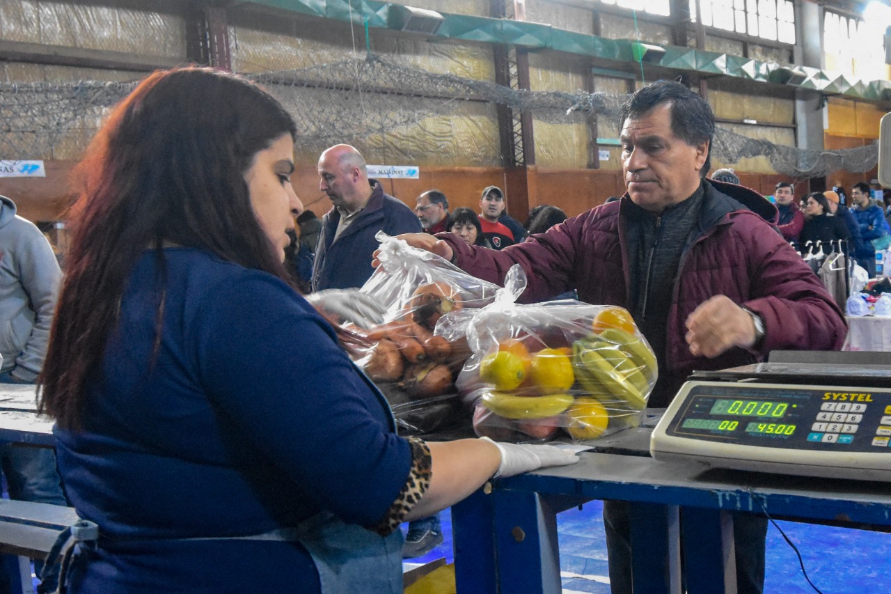 La Feria de Precios Populares estuvo en el barrio La Cantera