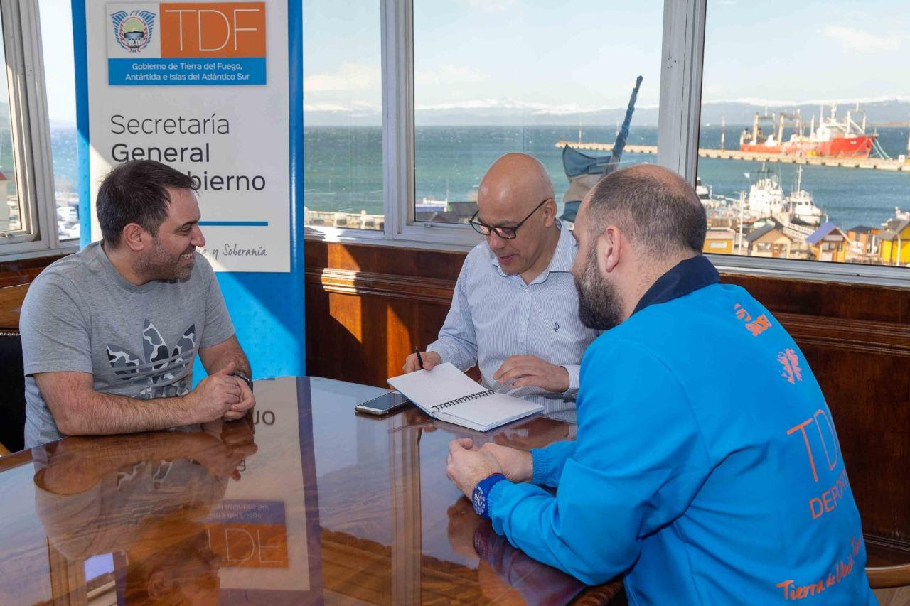 El Gobierno y la municipalidad de Ushuaia reafirman el compromiso de trabajar juntos en deportes