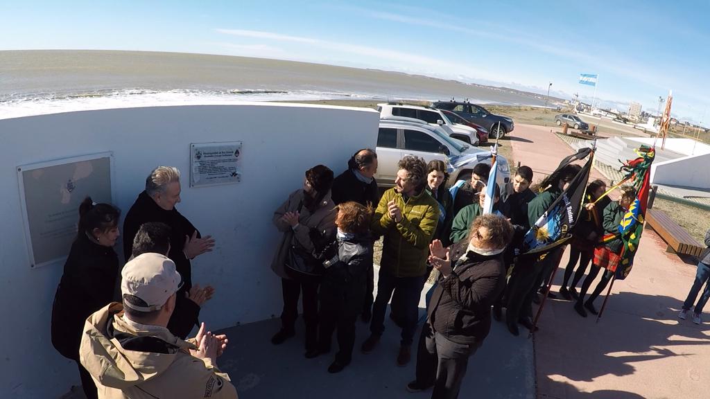 se conmemoró el 33º aniversario de la creación del parque costanero «Combatientes de Malvinas»