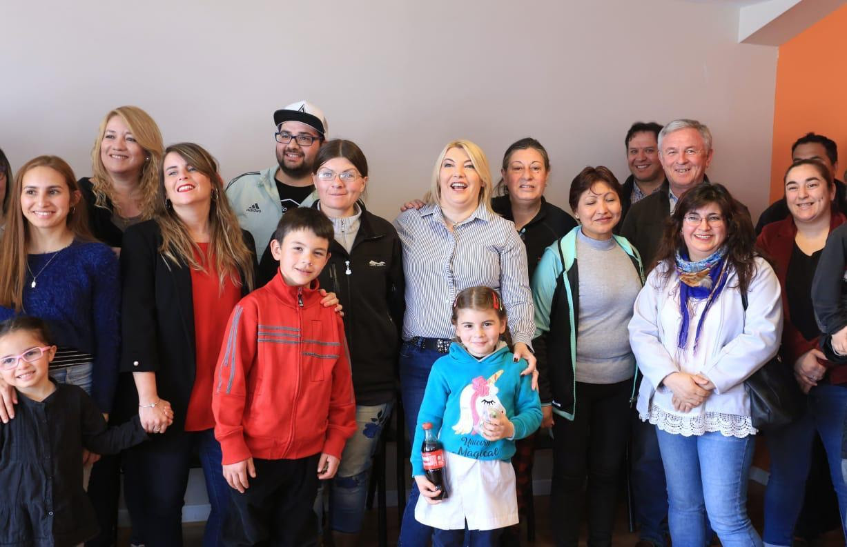 Bertone y Fiocchi se reunieron con vecinos de Río Grande