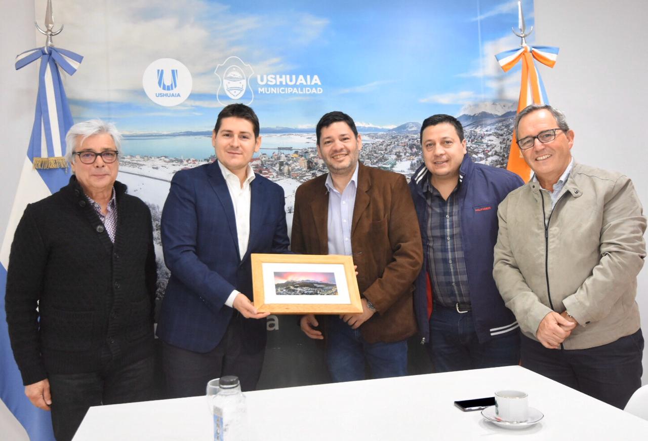 Recibieron en la Municipalidad de Ushuaia al Cónsul General de Italia en Bahía Blanca