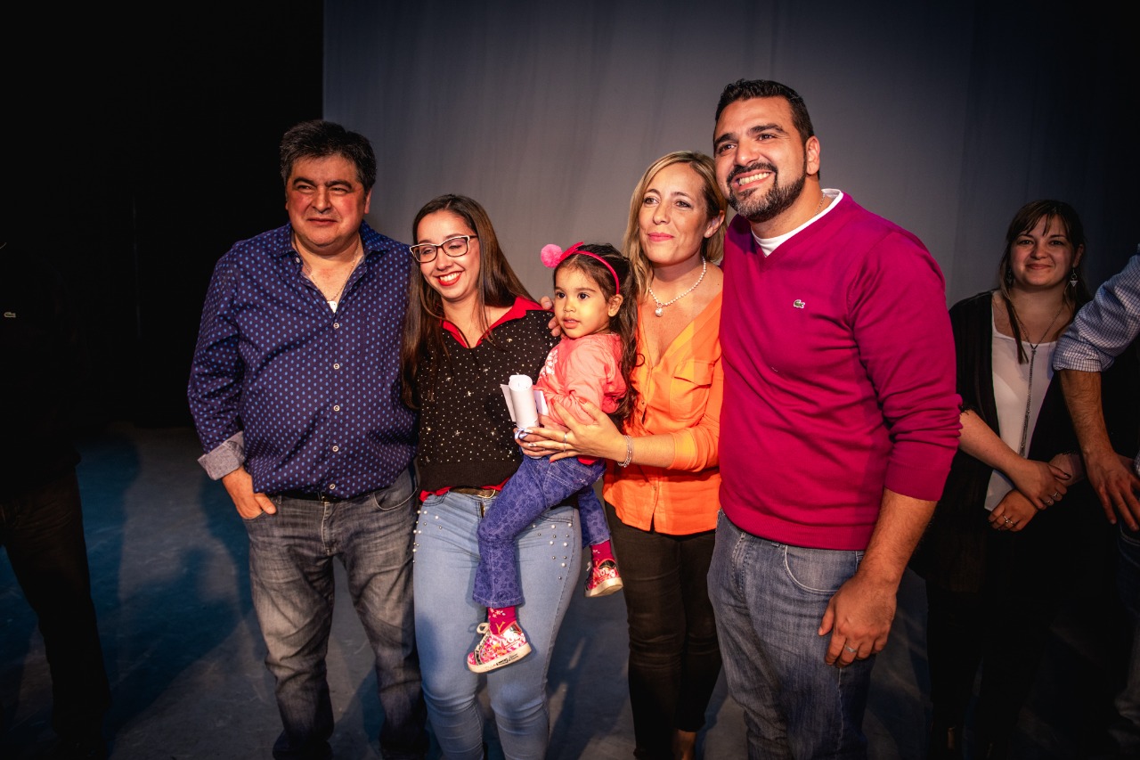 Vuoto hizo entrega de 93 decretos de preadjudicación a afiliados de ATE