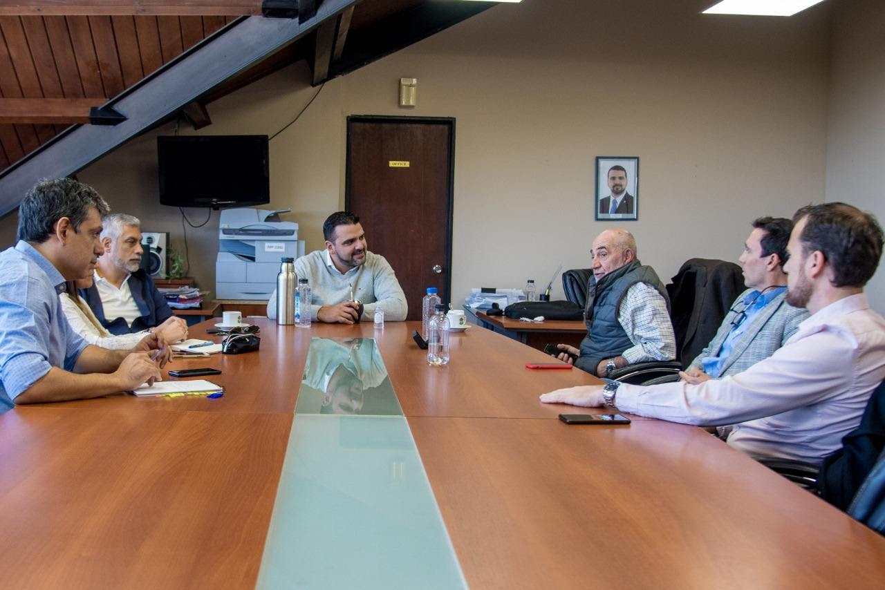 Walter Vuoto se reunió con directivos de la clínica san Jorge