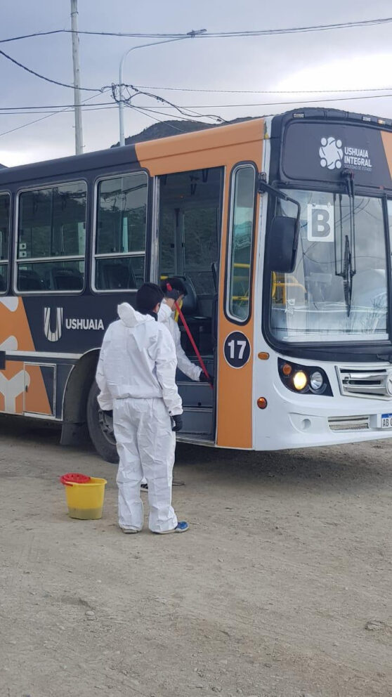 La municipalidad de Ushuaia comunicó que el transporte público funcionara con frecuencia reducida