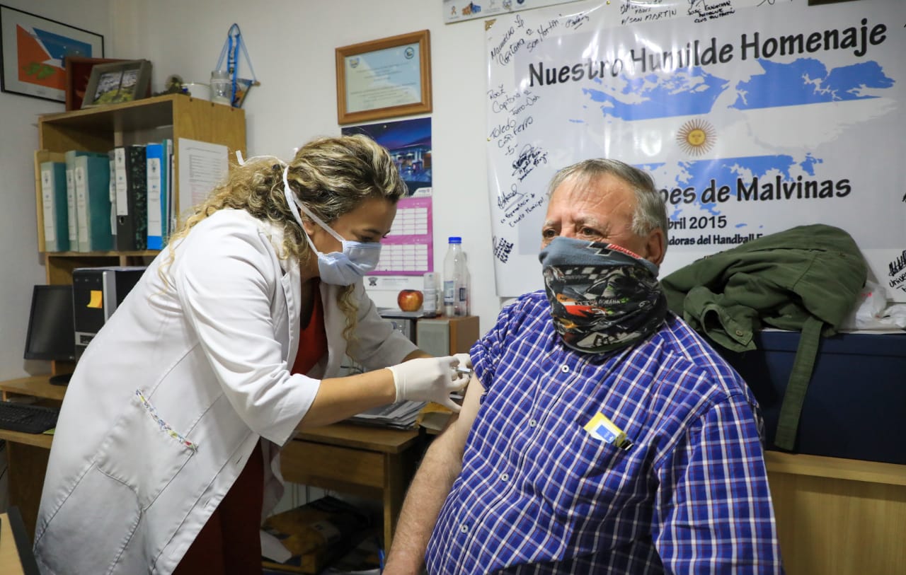 El Municipio de Río Grande inició campaña de vacunación antigripal para veteranos de Malvinas