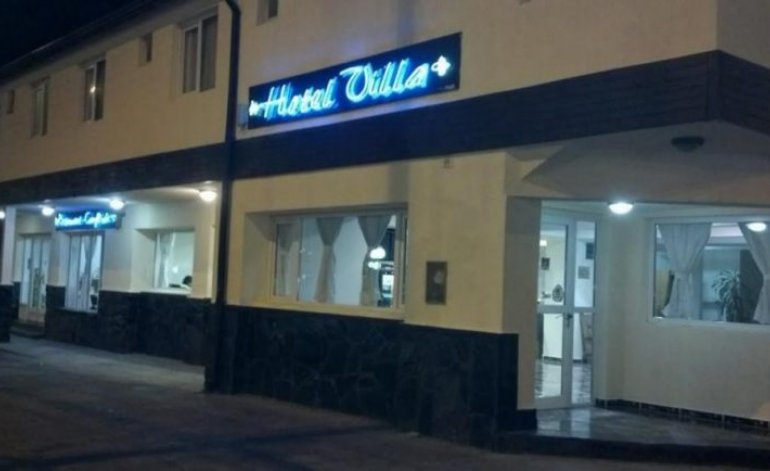 En solo dos semanas los gastronómicos y hoteleros sufrieron 30 despidos