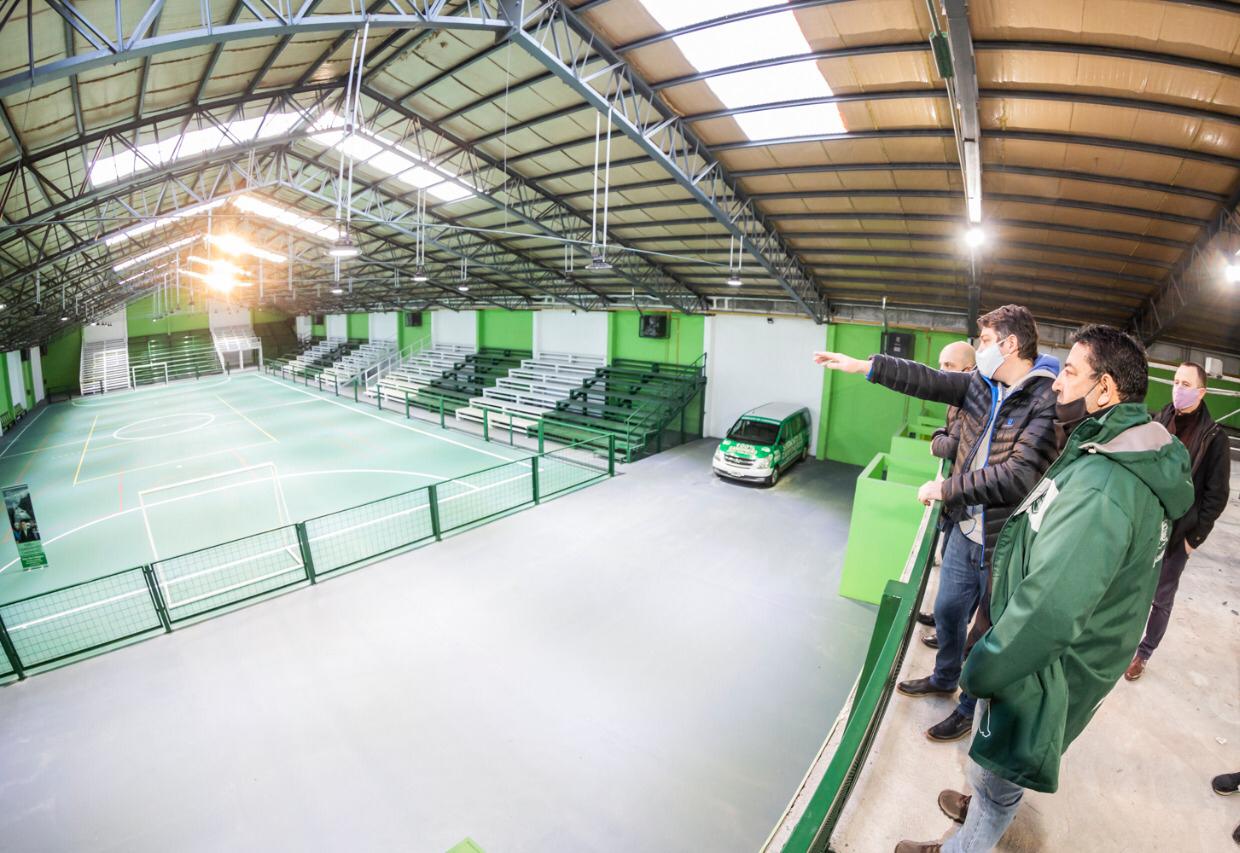 El Intendente y Pedro Velázquez recorrieron el complejo deportivo del Sindicato de Camioneros