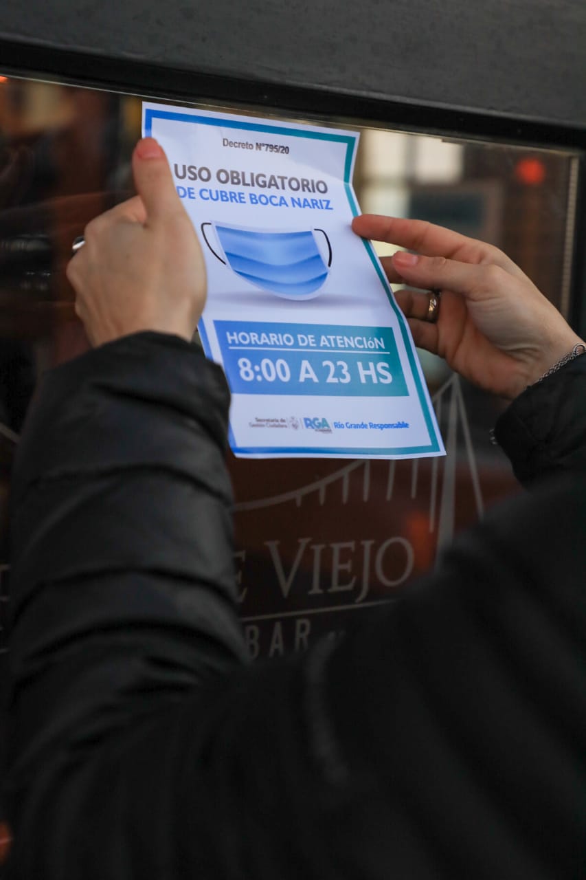 El Municipio realizó entrega de kits sanitizantes a locales gastronómicos