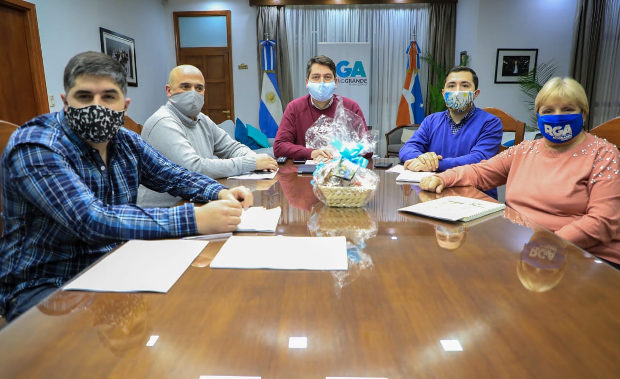 Perez mantuvo un encuentro con referentes barriales