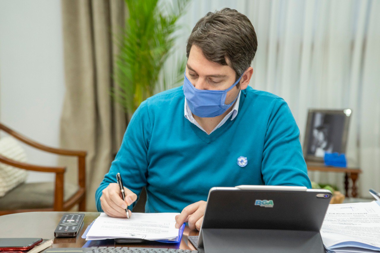 «Buscamos prevenir contagios para cuidar a los vecinos y a los trabajadores Municipales» , Afirmó Perez