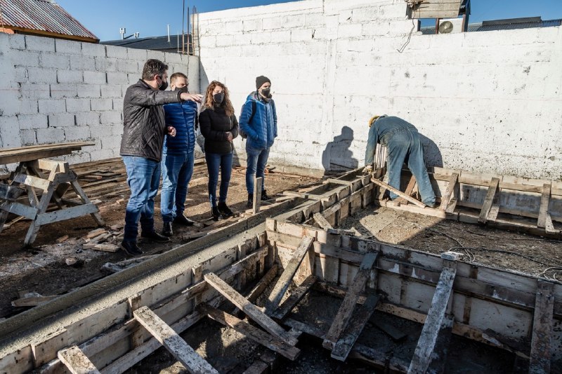 Martín Perez supervisó el reincicio de la obra del centro de Salud Nº2