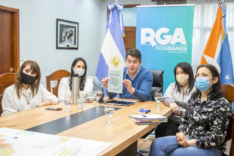 Martín Perez anunció el «Plan de acompañamiento de personas mayores»