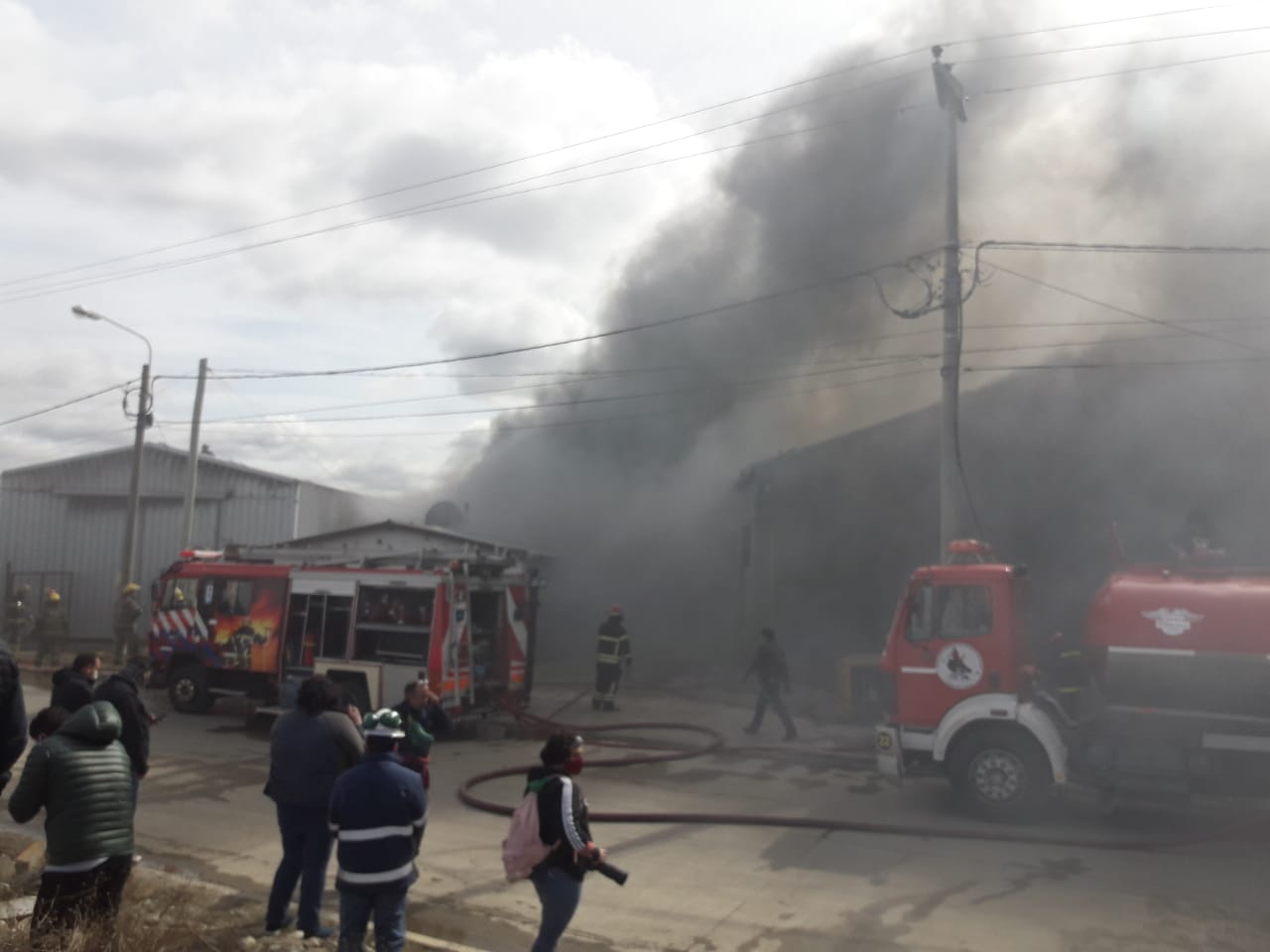 Se incendiaron depósitos de IATEC