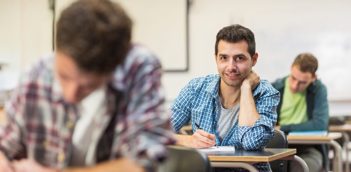 El Municipio apunta a garantizar el derecho a la educación y evitar la deserción escolar.