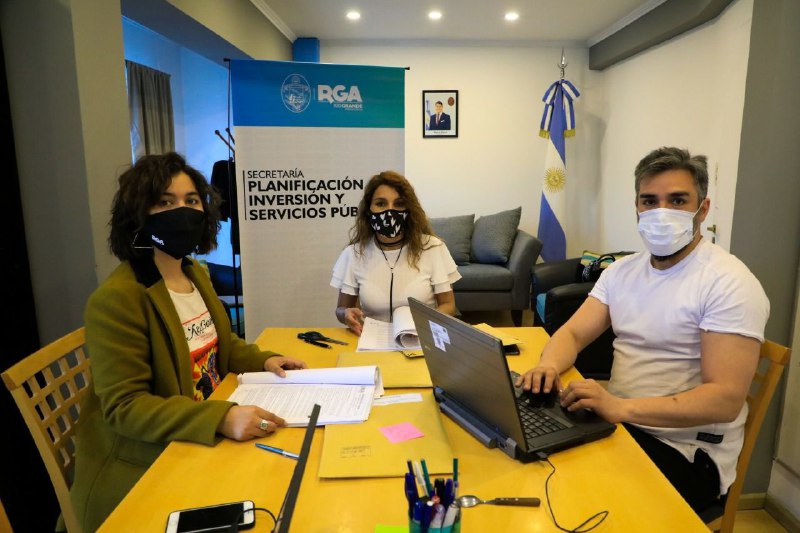 Apertura de sobres para el pintado de cordones