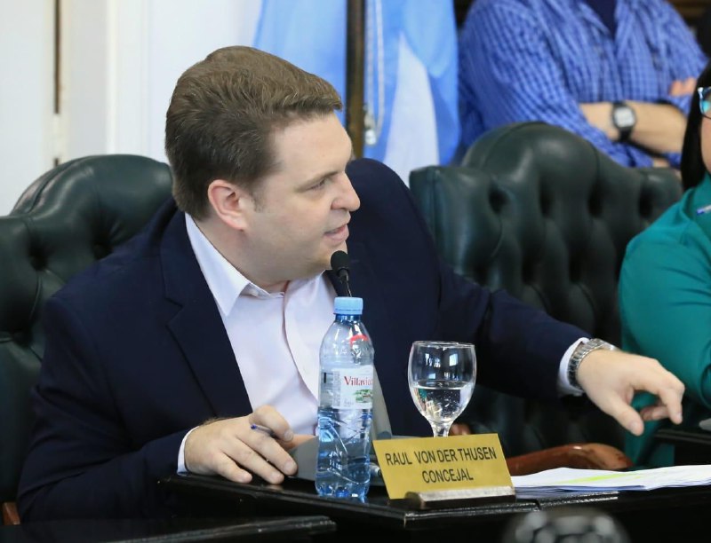 Von der Thusen: No podíamos dejar a los vecinos de rehenes dos meses más por una discusión estéril