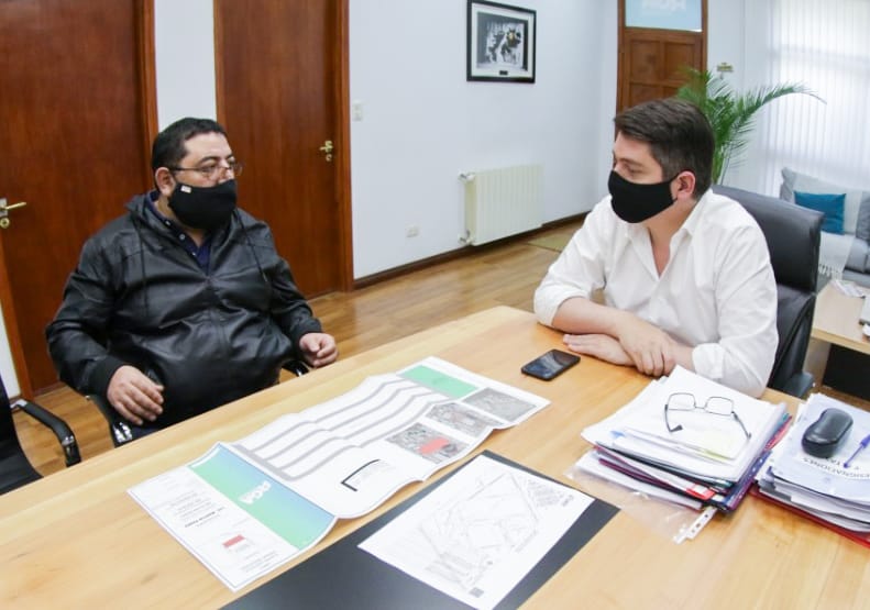 EL INTENDENTE PRESENTÓ EL NODO LOGÍSTICO A AUTORIDADES DEL SINDICATO DE CAMIONEROS