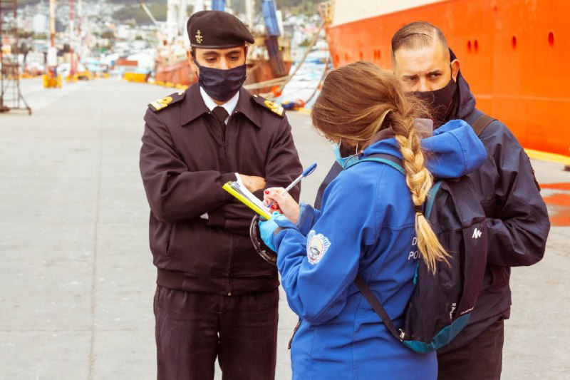PRIMERA INSPECCIÓN DE RESIDUOS PROVENIENTES DE BASES ARGENTINAS EN LA ANTÁRTIDA
