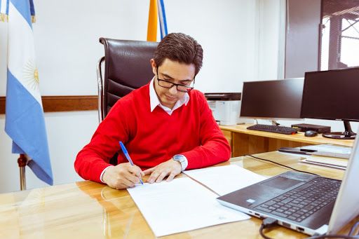 Fernández destacó que la voluntad de esta gestión es «recomponer el vínculo con los trabajadores»