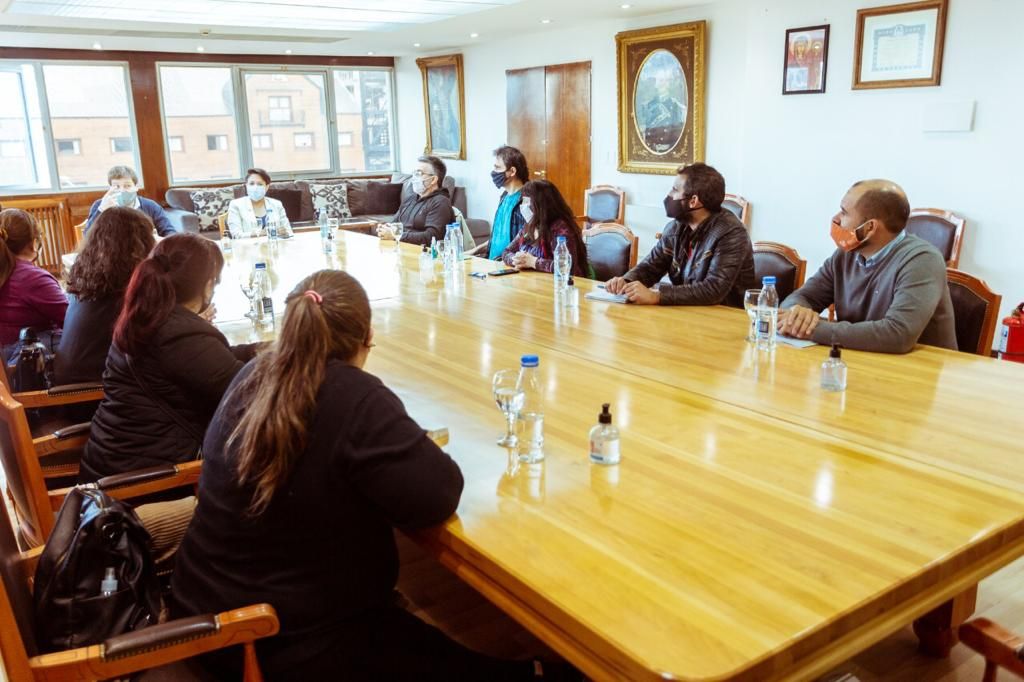 El Gobierno provincial mejoró la oferta de recomposición salarial al sector docente.