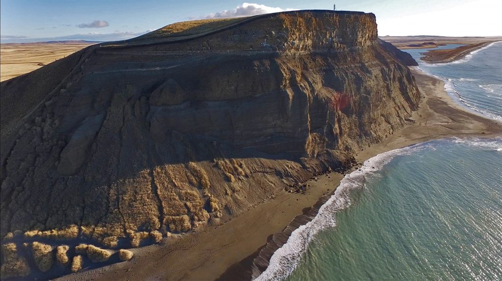 Una mirada al mar: “El debate es Cultural”