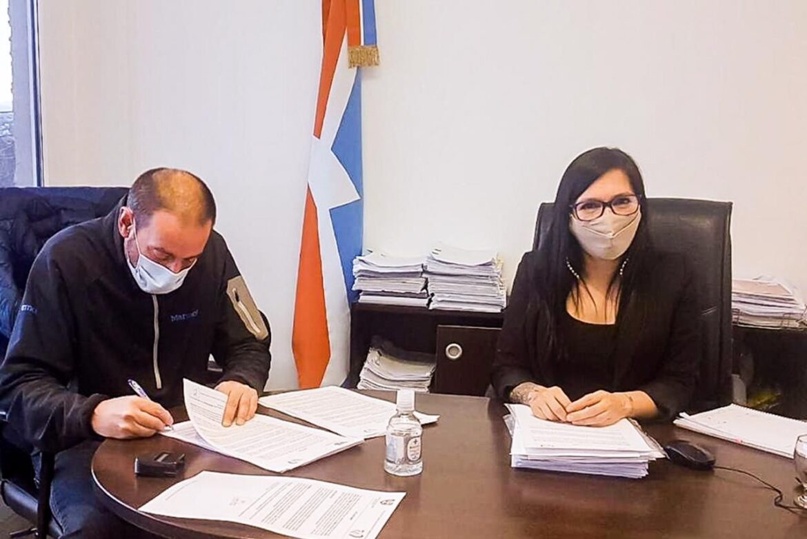 OSEF firmó un convenio con equipo de cirujanos de Usuahia que implica mayores prestaciones