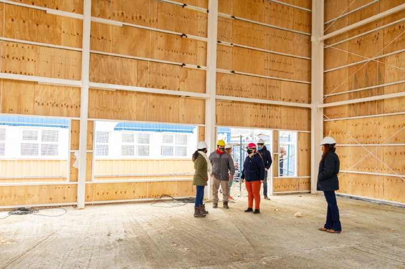 Avanzan los trabajos en el sum de las escuelas Nº 20 y Nº 26 de Río Grande
