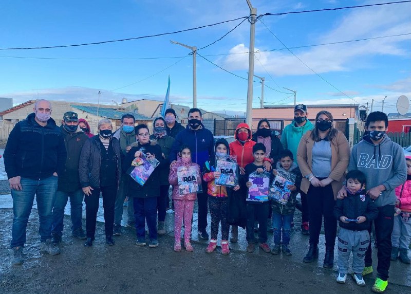 El Municipio acompañó al B° 22 de Julio en su nuevo aniversario