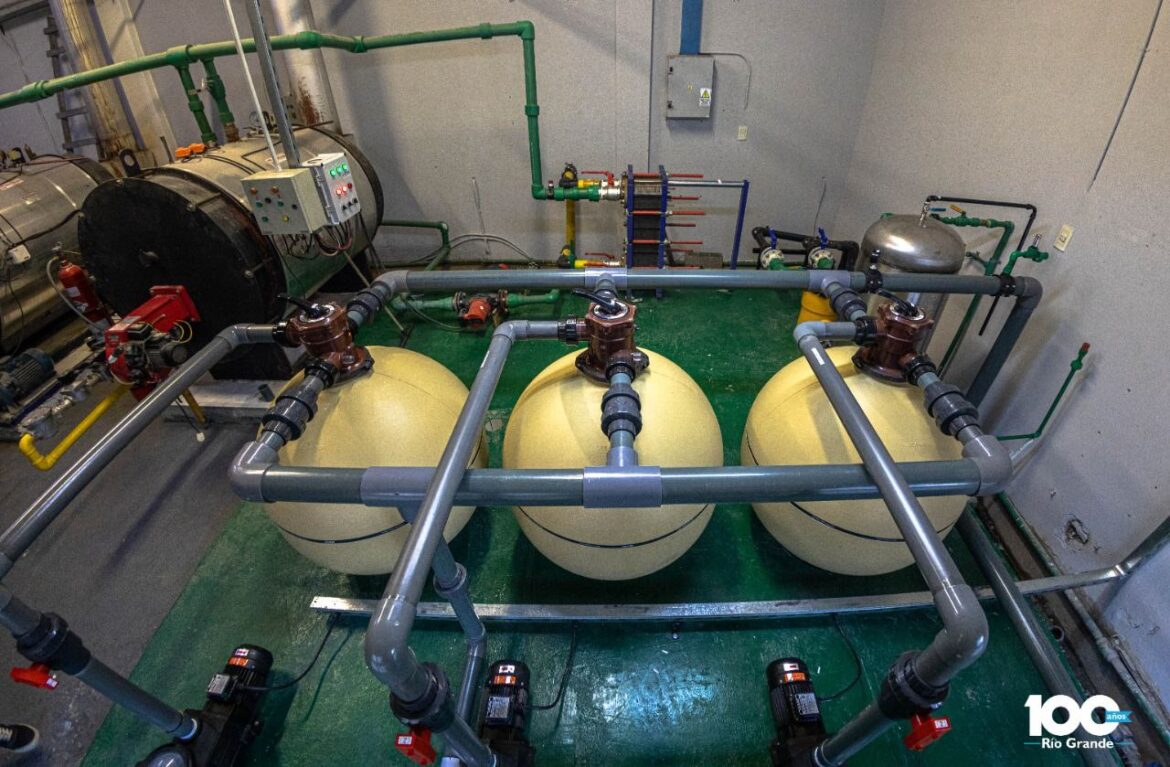 El Municipio instaló el nuevo equipamiento en el Natatorio Eva Perón