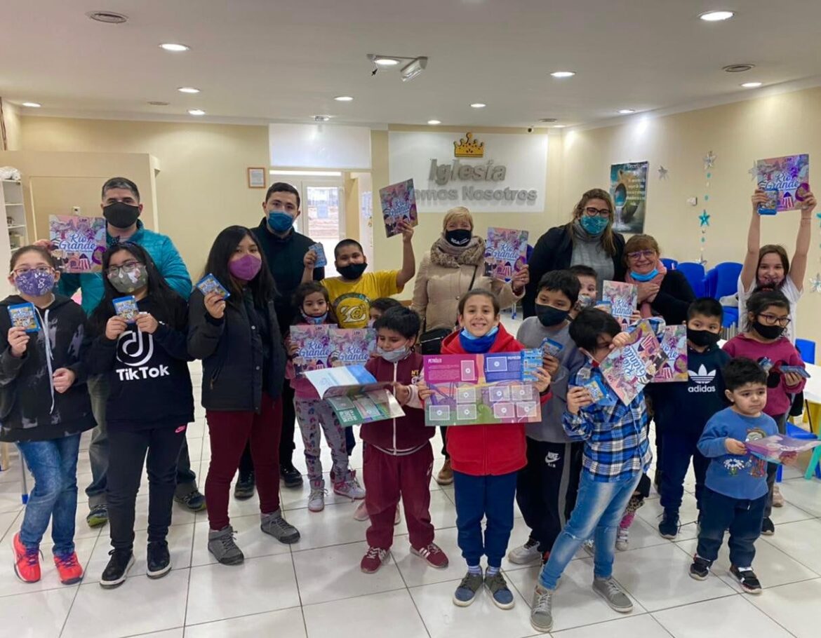 El Municipio entregó equipamientos a referentes de movimientos sociales