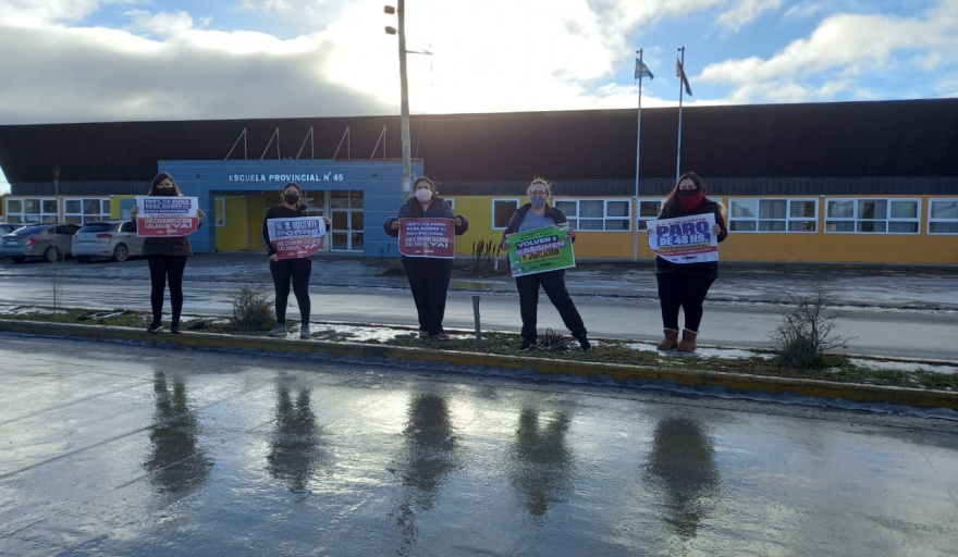 Docentes: Paro por 48 horas y caravana