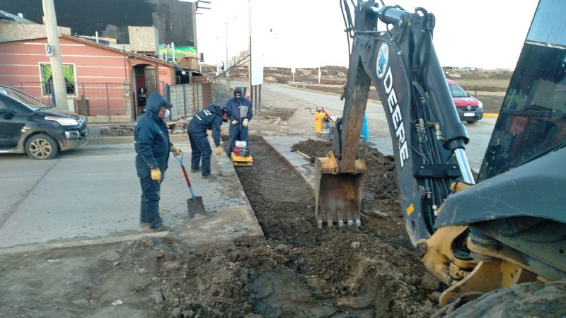 Continúan los trabajos viales en calles de ripio