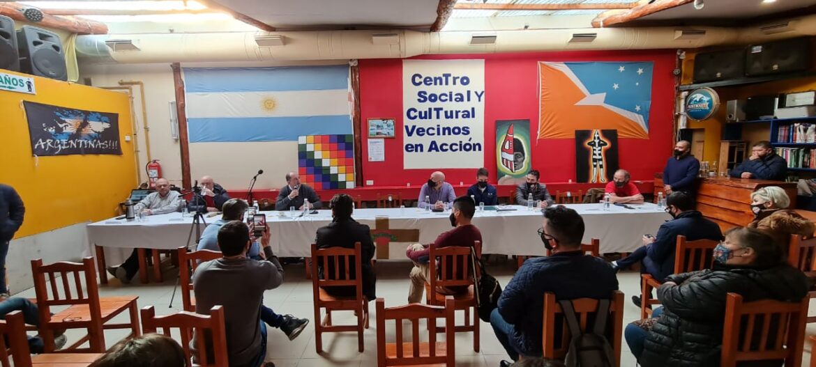 “Este tipo de debate lo tendríamos que haber promovido desde el día uno en el ámbito de la provincia”