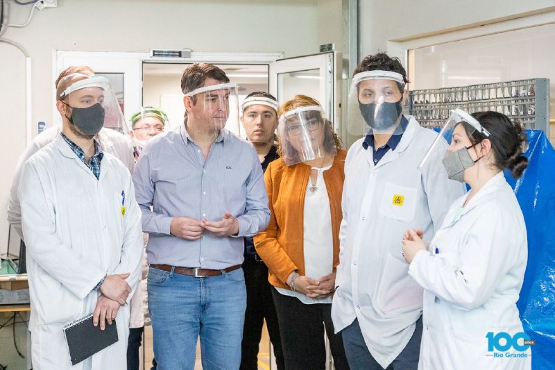 Pérez y Yutrovic visitaron la planta de BGH