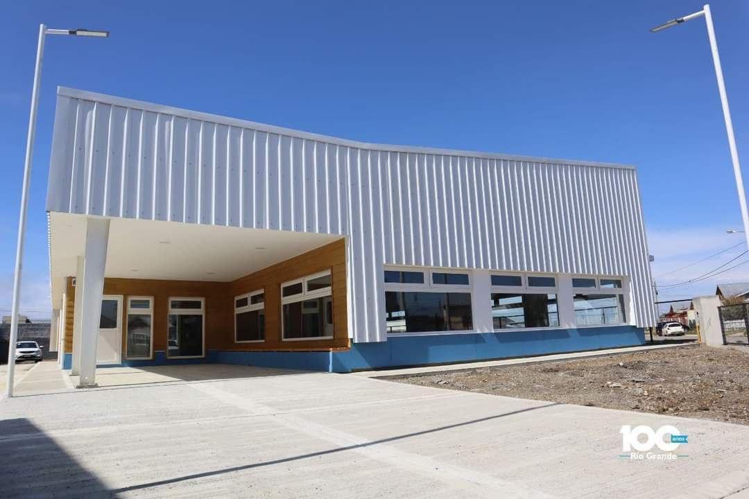 Próximo a inaugurar: El Intendente recorrió el nuevo gimnasio municipal de Chacra IV