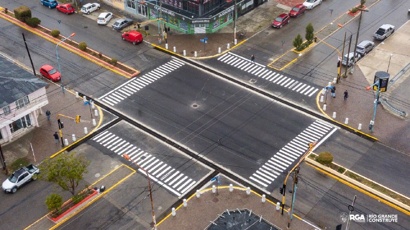 El Municipio de Río Grande habilitó la esquina de la Avenida Perito Moreno y 9 de Julio.