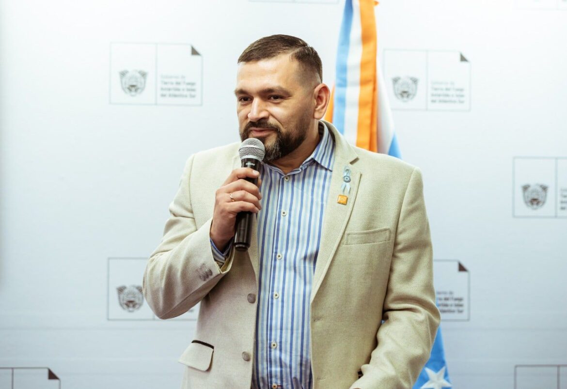 El Ministro Maciel señaló que el plan Red Sol contiene a 16 mil asistidos