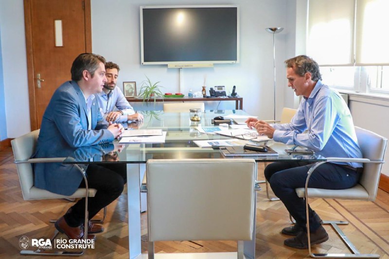El Intendente se reunió con el ministro de obras publicas de Nación
