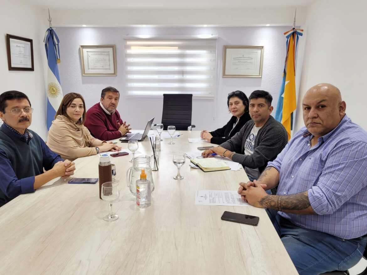 Hugo Martínez: “Se han puesto en marcha los mecanismos previstos para tratar el caso”