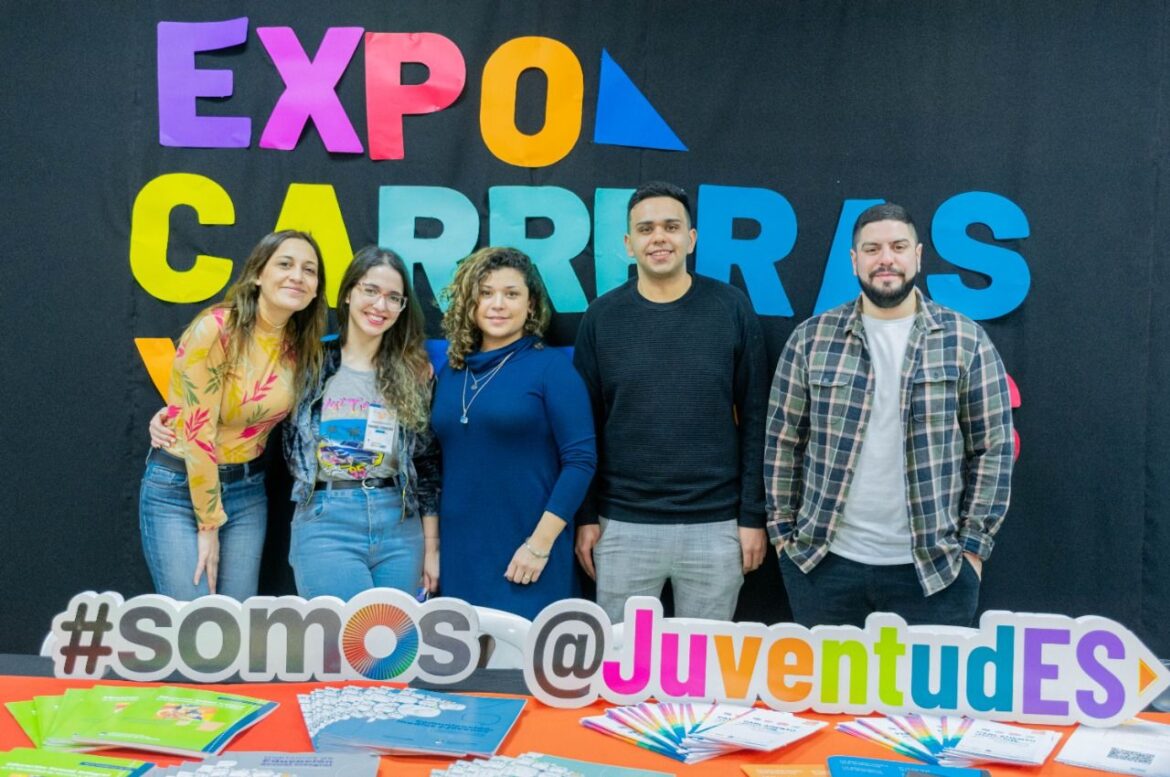 Expo Carreras y Oficios con un rotundo éxito en cuanto a la respuesta de estudiantes