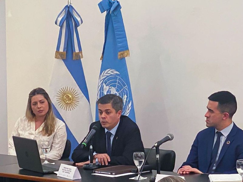 El secretario Dachary presentó en cancillería  el informe Provincial para un 2030 sostenible