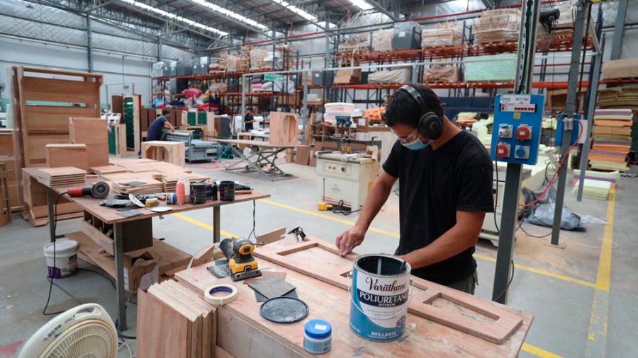 70% de los empresarios pymes rechazan las PRIVATIZACIONES