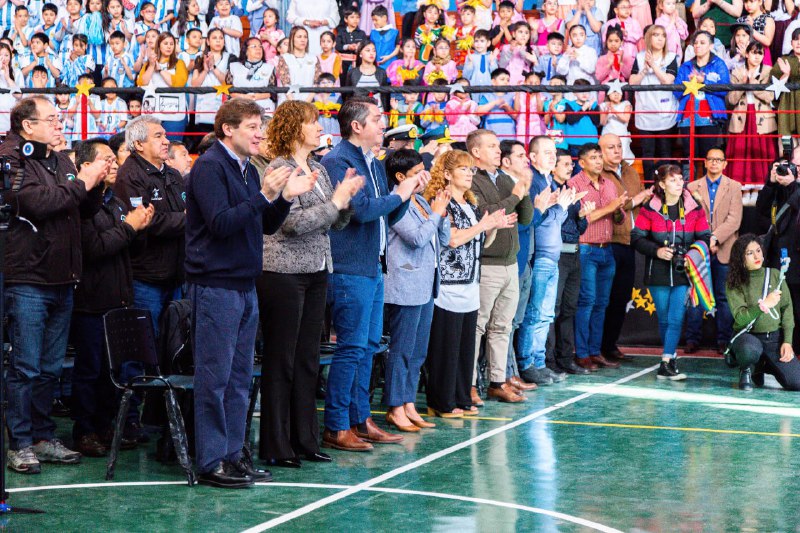 “NUESTRO DESEO ES QUE ESTA SIGA SIENDO UNA ESCUELA QUE FORMA PARA LA PAZ Y QUE FORMA BUENAS PERSONAS”