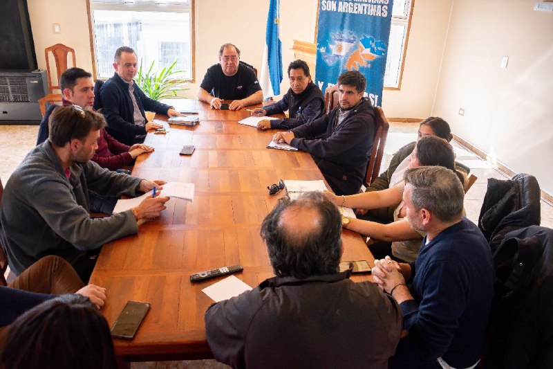 GOBIERNO, MUNICIPIO Y VETERANOS ACORDARON AGENDA CONJUNTA PARA LA CELEBRACIÓN DEL DÍA DE LA SOBERANÍA NACIONAL