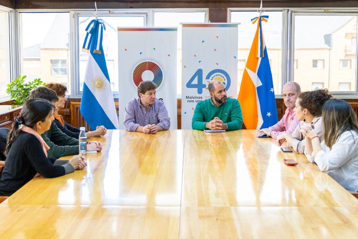 Avanza el proyecto de ampliación y reconstrucción de los muelles de catamaranes del Puerto de Ushuaia.